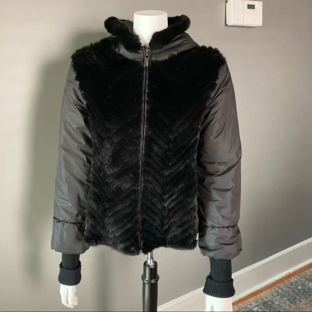 Max & Moi‎ Paris fur quilted hooded puffer bomber jacket black sweater sleeve